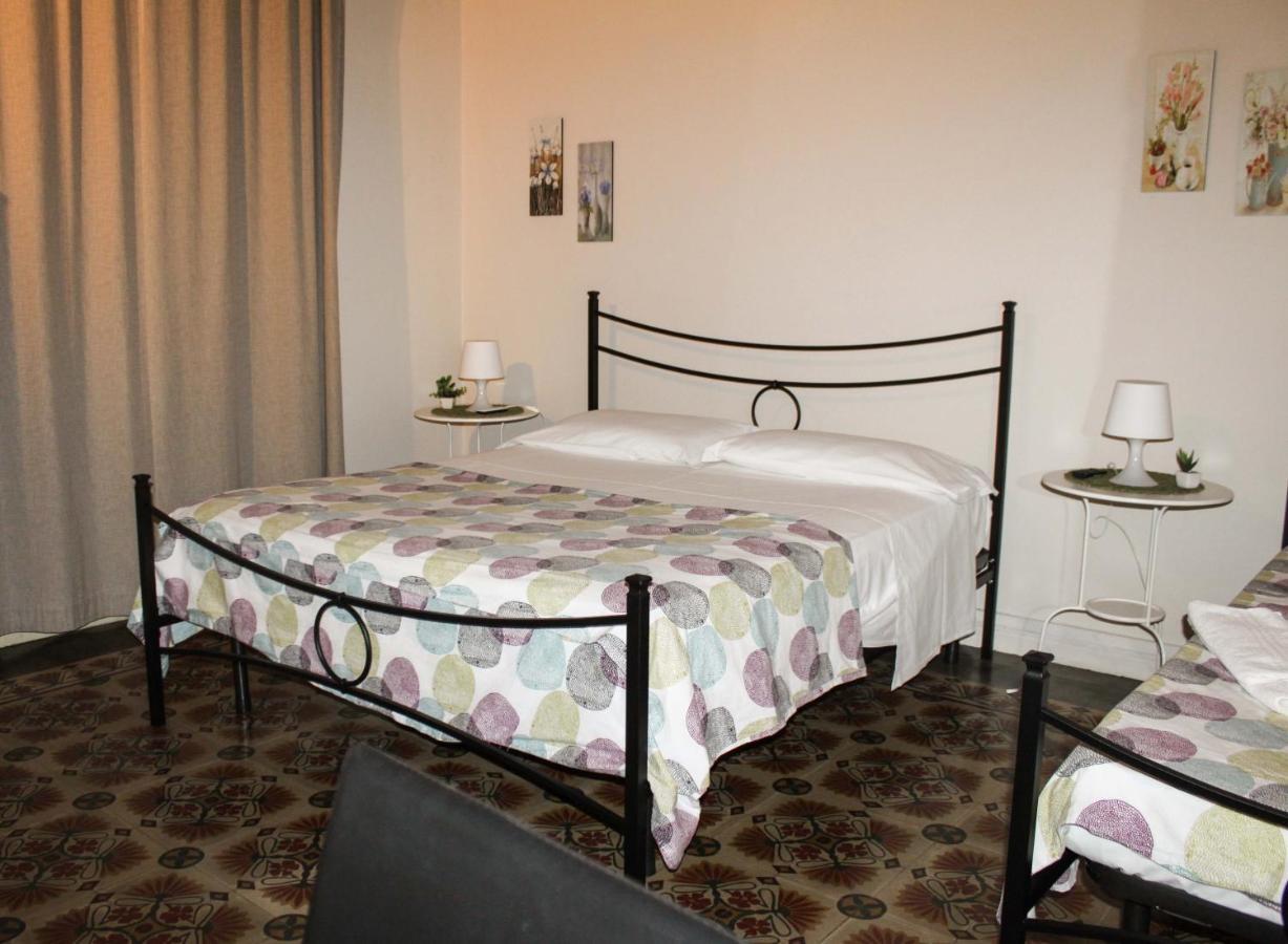 I 2 Puttini Bed & Breakfast Catania Exterior photo