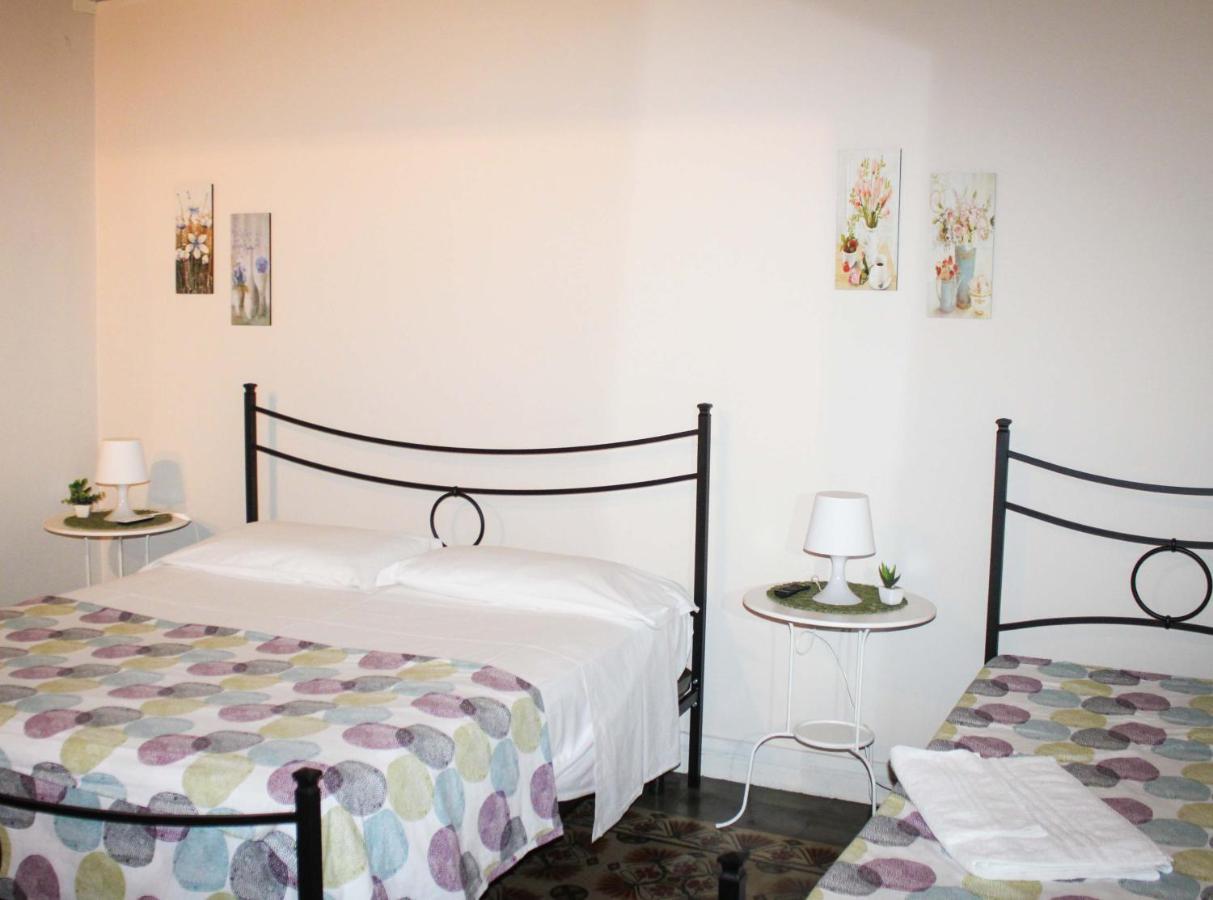 I 2 Puttini Bed & Breakfast Catania Exterior photo